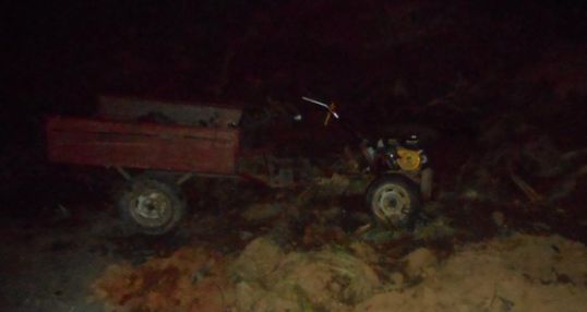 Съехал в кювет... на мотоблоке