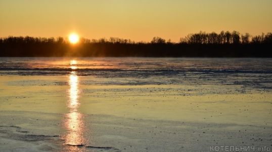 Осенний ледоход в Котельниче. Фото и Видео