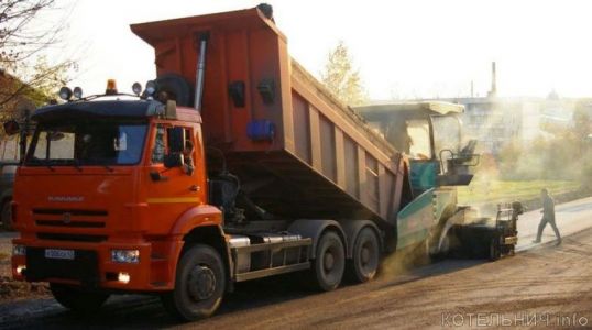 В Котельниче в &laquo;асфальт закатают&raquo; около 9 миллионов рублей