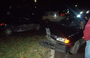 Две автоледи не поделили дорогу