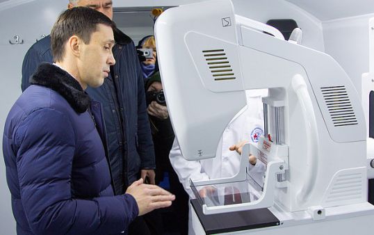 Котельничская ЦРБ получила передвижной маммограф