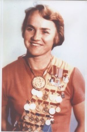 Крепкина (Калашникова) Вера Самуиловна