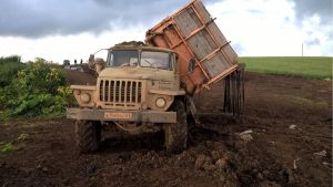 Водитель погиб под колесами &quot;Урала&quot; - возбуждено уголовное дело