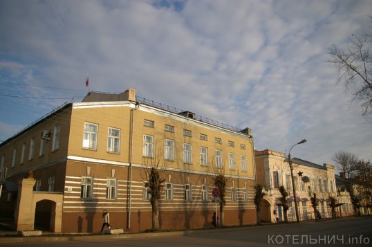 Дети до 16 лет не допускаются