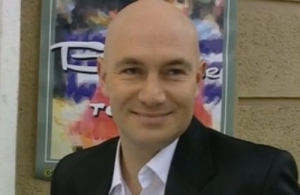 Александр Большаков в фильме "Робинзон"