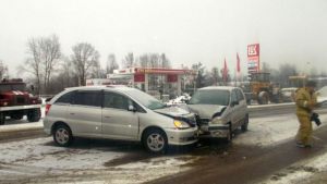 ДТП у заправки. Обновлено