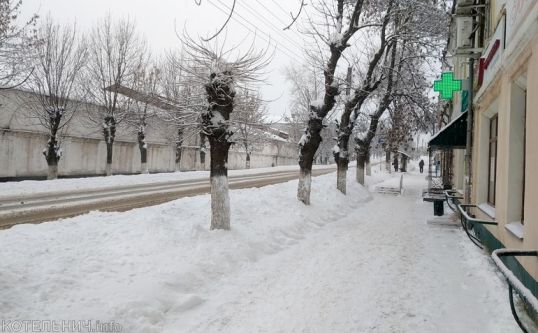 В Котельниче уже сугробы