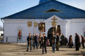 Котельничане вспоминают небесного покровителя города