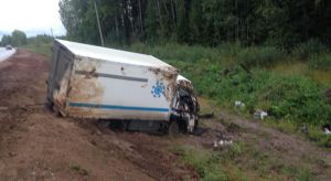 Уехал в кювет