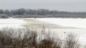 Намораживают переправу