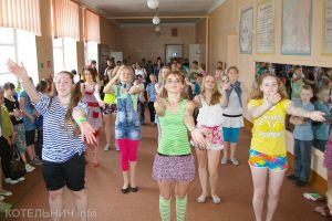 &laquo;Хулиганы&raquo; в первой школе. ВИДЕО