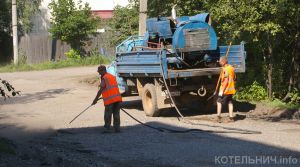 На улице Пушкина появились дорожники