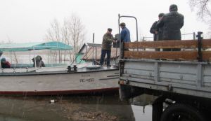 Четверых жителей Затона эвакуировали в город