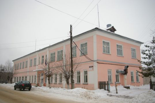 Дети из малообеспеченных семей будут получать бесплатное питание