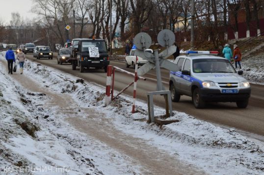 Котельничанам наглядно показали, насколько важно соблюдать ПДД 