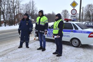 Студенты &laquo;примерили форму&raquo; автоинспекторов