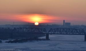 Солнце и элеватор