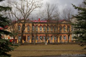 Пока суд да дело