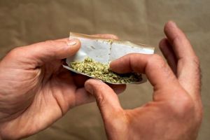 Поймали с наркотой