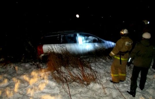 Тойота в кювете