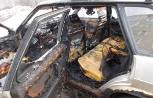 Сгорела "девятка"