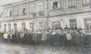 Котельнич: годы и люди