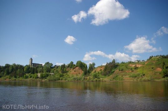 У браконьера конфисковали лодку и мотор
