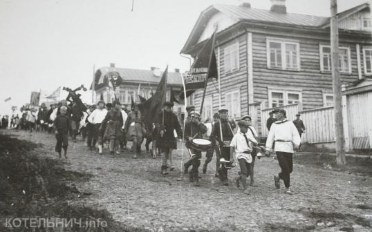 Котельнич: годы и люди