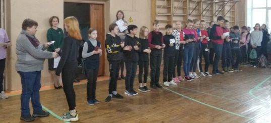 Около двухсот котельничских школьников стали готовы к труду и обороне