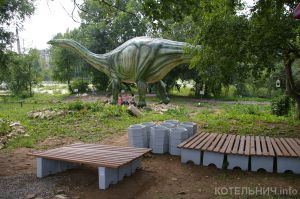 Вместо работы в Динопарке угодил в колонию