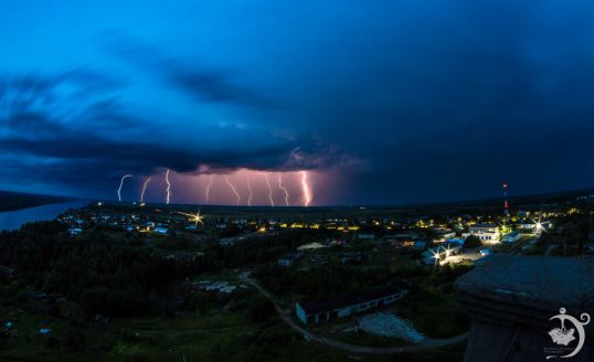 Треть месячной нормы осадков за ночь
