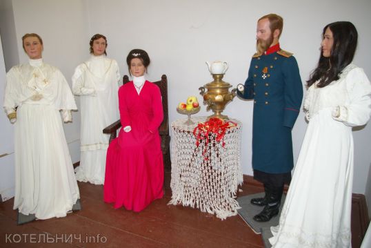 Выставка восковых фигур