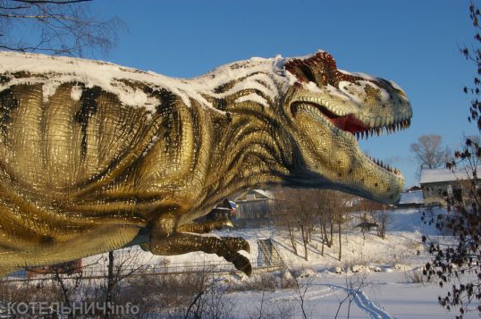 Динопарк готовится к Новому году