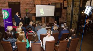 С картой &laquo;МегаФона&raquo; в Кирове мобильный счет становится банковским