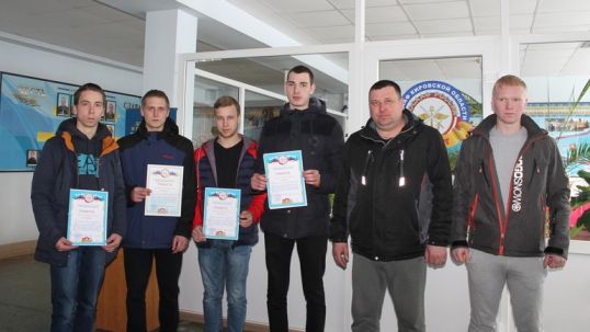 Котельничские курсанты автошколы ДОСААФ лучшие в области