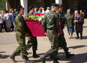 Разыскиваются родственники погибших бойцов