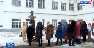 В Котельниче открыт бюст Дениса Белых