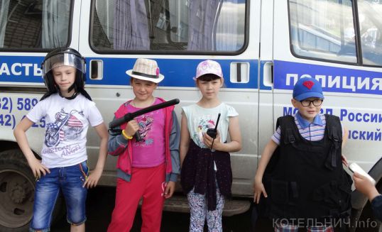 Экскурсия к полицейским