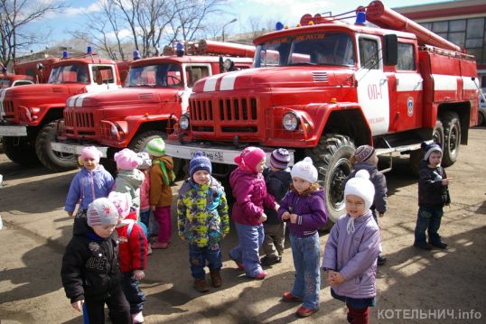 С Днем спасателя