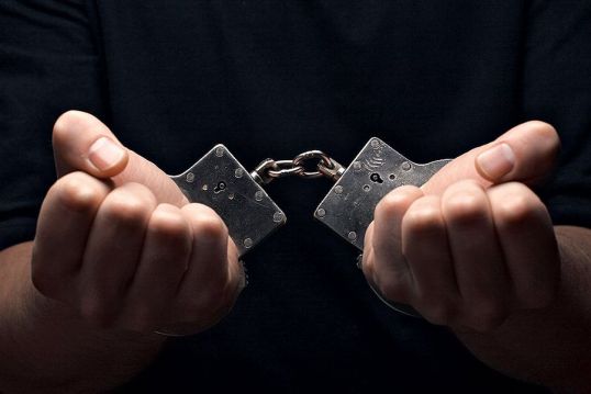 Убил именинника