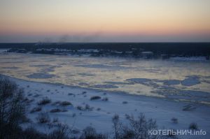 По Вятке плывет шуга